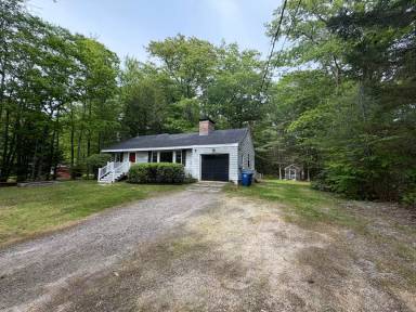 Main picture of 87 Mast Rd
