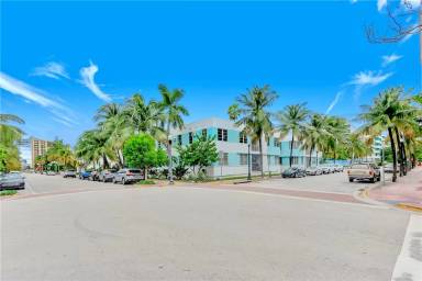 Main picture of 135 3rd St