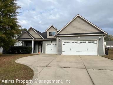 Main picture of 104 Ginseng St