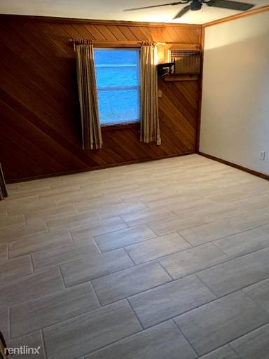 Main picture of 1045 2nd Pl