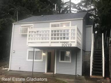Main picture of 10719 Lake View Dr