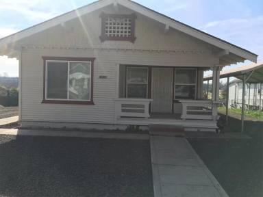 Main picture of 13112 Yosemite Blvd