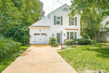 Main picture of 13000 Silent Wood Pl