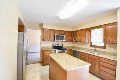 Main picture of 1104 Prairie View Dr