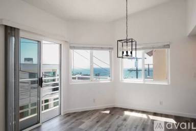 Main picture of 213 Moonstone St