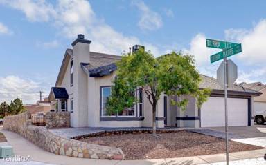 Main picture of 2401 Tierra Luz Way