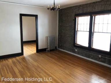 Main picture of 1915 2nd Ave S