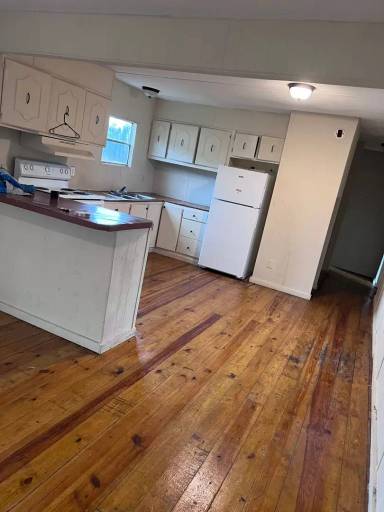 Main picture of Alisha Cir