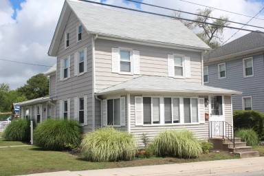 Main picture of 301 Williams St