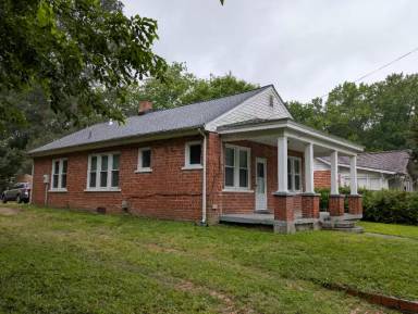 Main picture of 2112 W Broadway