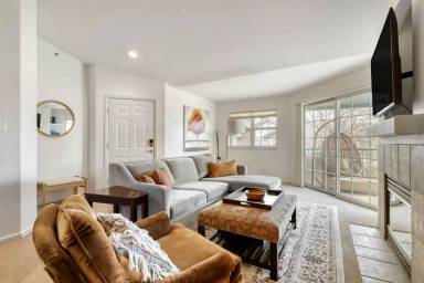 Main picture of 550 Mohawk Dr