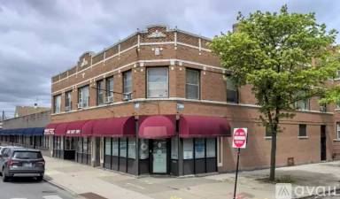 Main picture of 7850 S Burnham Ave