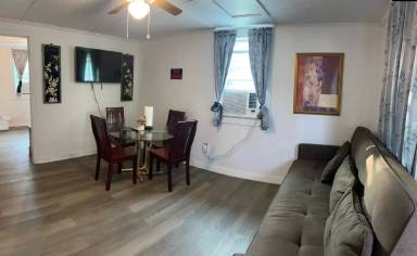 Main picture of 110 Pebble Ln