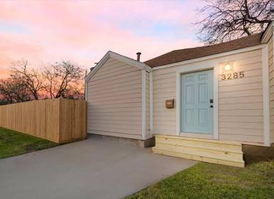 Main picture of 3285 Clover Ln