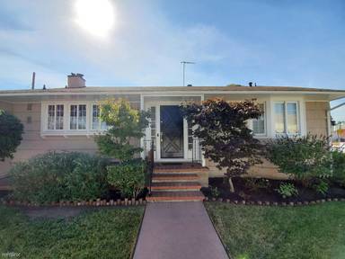 Main picture of 3150 Edison St