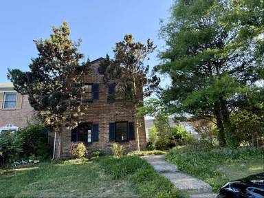 Main picture of 727 Olde Greenwich Cir