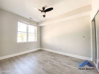 Main picture of 3116 N Milwaukee Ave