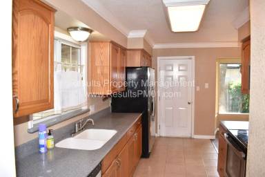 Main picture of 6530 Westbrook Dr