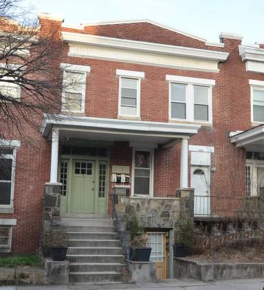 Main picture of 3210 N Calvert St