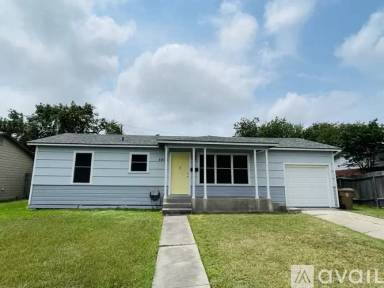 Main picture of 5905 Hugo Dr