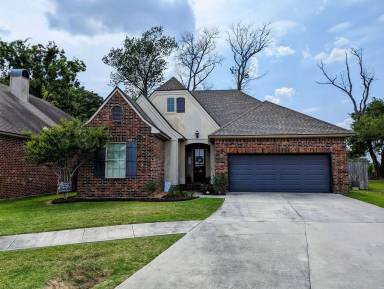 Main picture of 315 Annabelle Ln