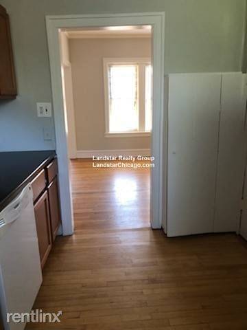 Main picture of 730 Reba Pl