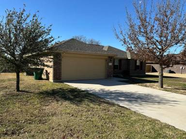 Main picture of 212 Candlewood Cir
