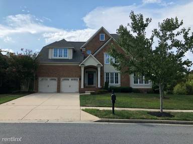 Main picture of 15432 Symondsbury Way