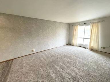 Main picture of 1323 Dogwood Ln