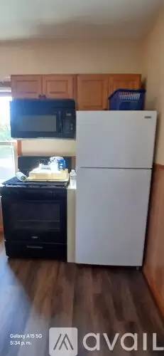 Main picture of 2266 Acushnet Ave