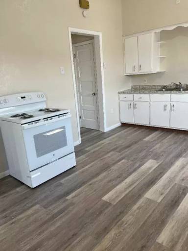 Main picture of 801 Lincoln St