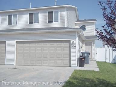 Main picture of 528 W 2nd St