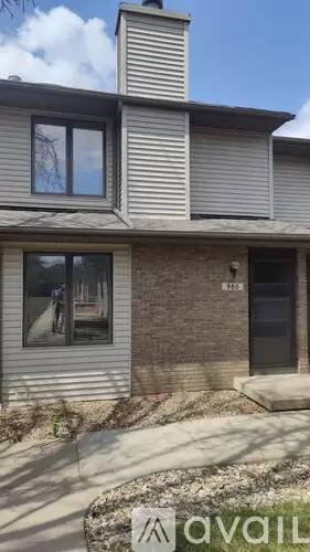 Main picture of 980 Westside Dr