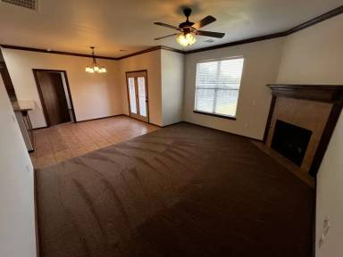 Main picture of 11415 NW 121st Pl