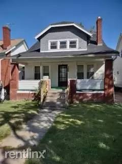 Main picture of 3521 W 123rd St