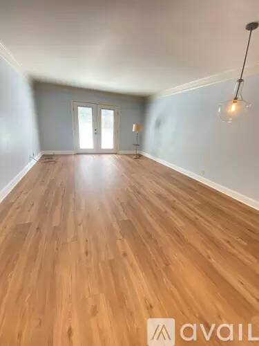 Main picture of 2116 Hobbs House
