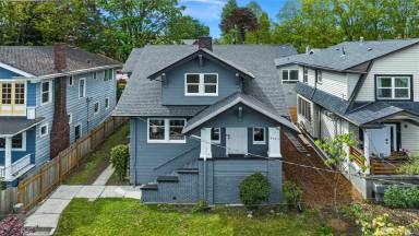 Main picture of 4525 5th Ave NE