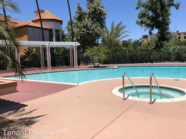 Main picture of 2150 Camino de la Reina