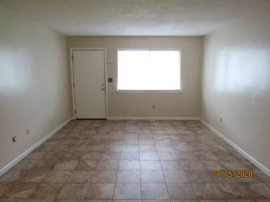 Main picture of College Park Condominiums