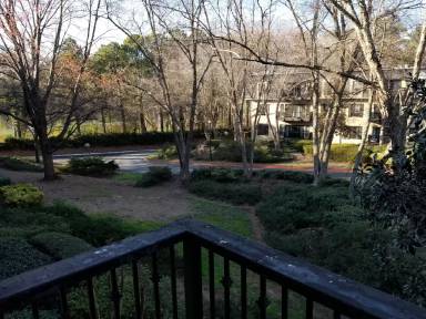 Main picture of 3201 Pine Heights Dr NE
