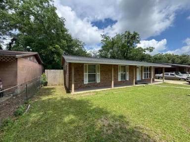 Main picture of 7771 Amberidge Rd