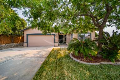 Main picture of 1542 Briar Ln