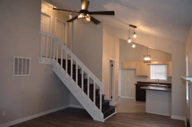 Main picture of 145 Viking Dr