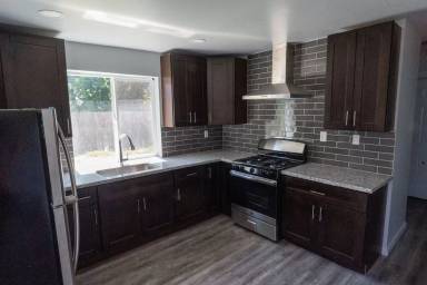 Main picture of 959 91st Ave