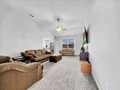 Main picture of 2112 Erlinda Dr