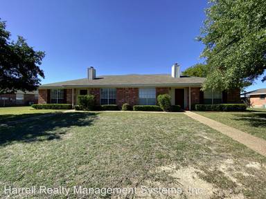 Main picture of 907 Vanessa Dr