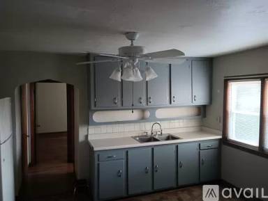 Main picture of 7804 Banks St