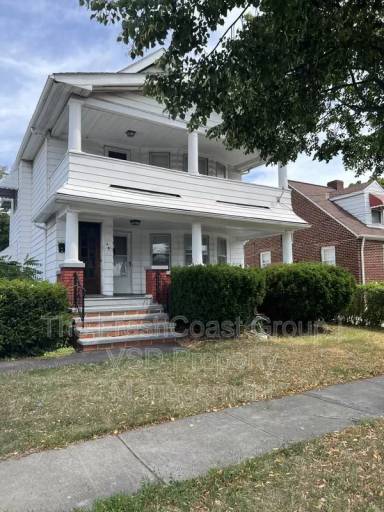 Main picture of 18519 Shawnee Ave