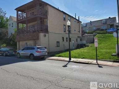 Main picture of 602 Carothers Ave