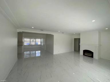 Main picture of 1625 Hollywood Blvd